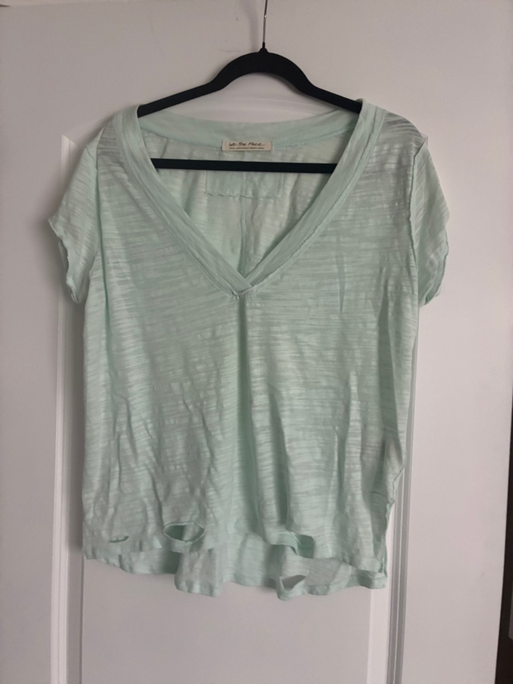 We The Free Mint Green V-Neck Short Sleeve Tee - Light Pastel